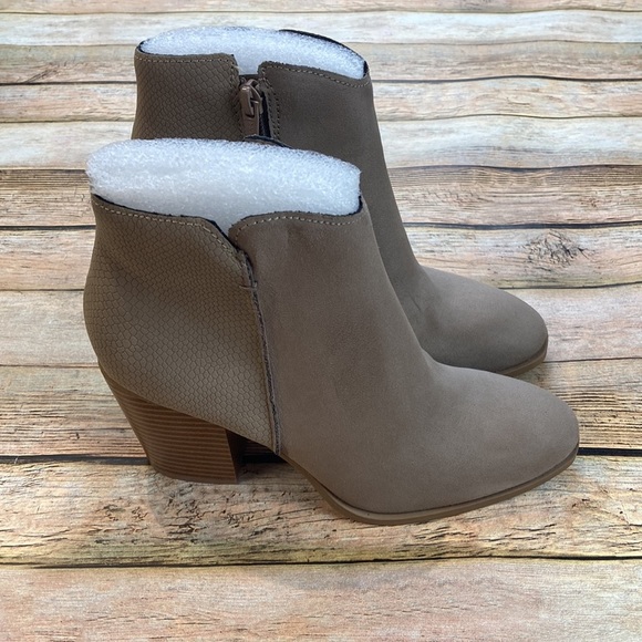 Sun Stone Graceyy Booties NWT - Picture 3 of 7